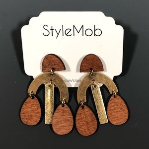 New! Wood & brushed gold dangly earrings.  2”.